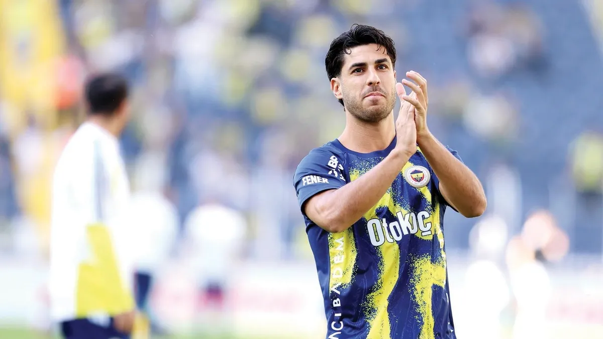 Oğuz Aydın, Kerem Aktürkoğlu'nun Önünde Forma Yarışında