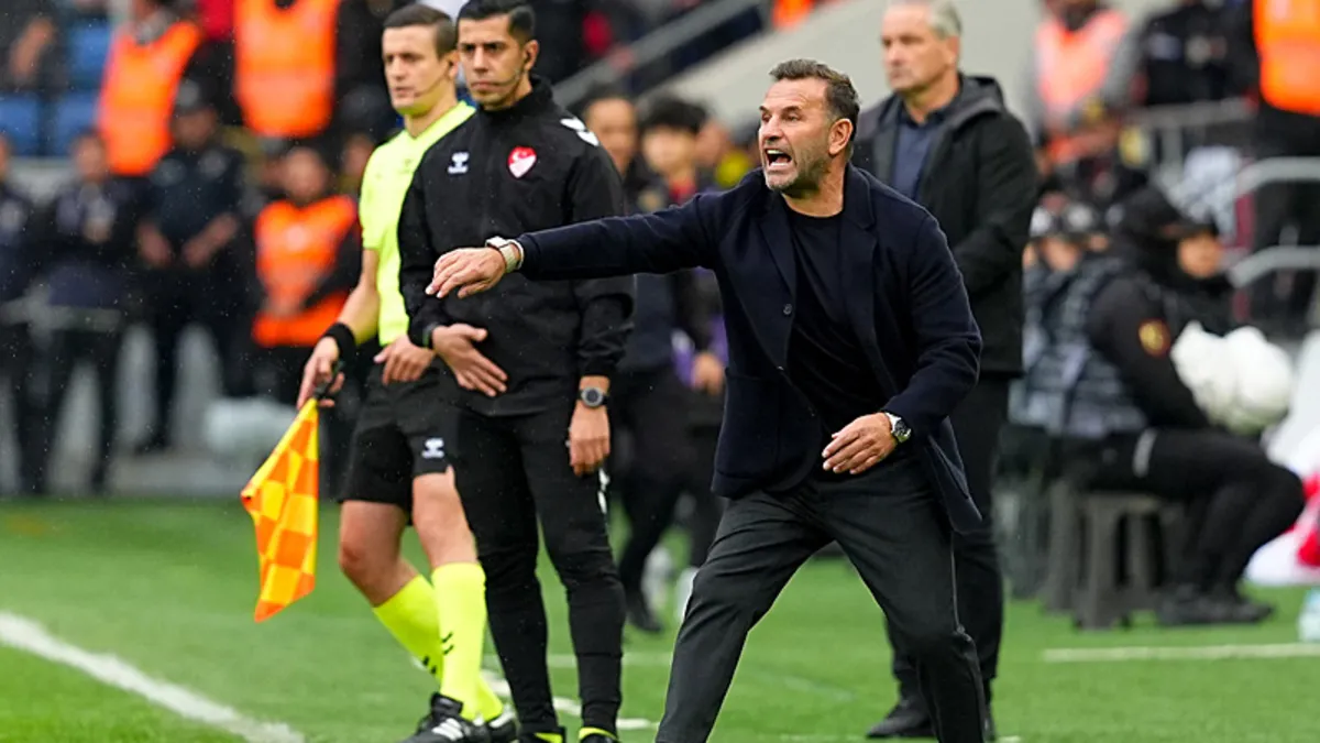 Okan Buruk Galatasaray'da 150. Süper Lig maçına çıktı