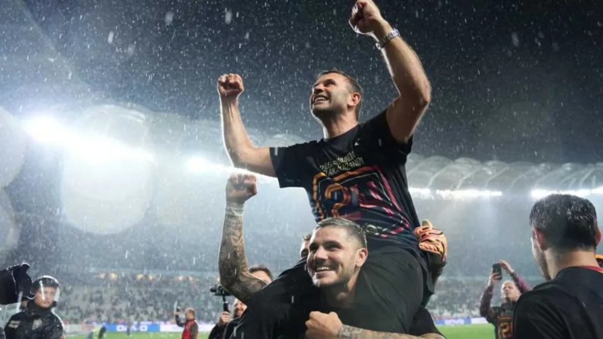 Okan Buruk'tan Icardi açıklaması: Arjantinli yıldızın geleceği netleşti