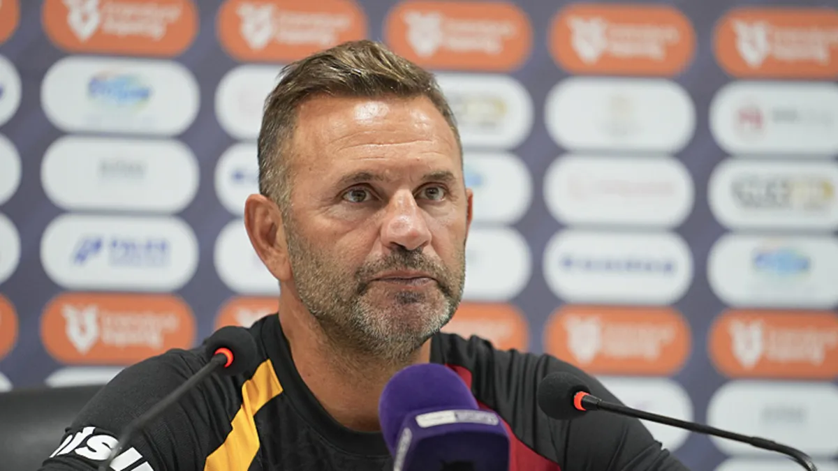 Okan Buruk'tan Transfer Açıklaması: En Az İki Takviye Şart