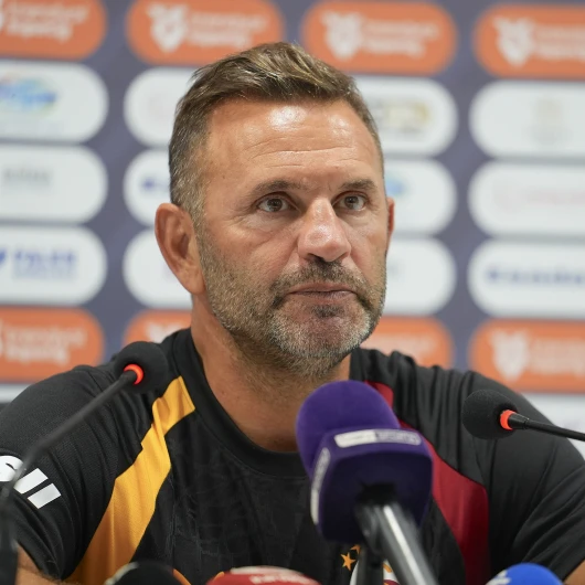 Okan Buruk'tan Taraftarı Coşturan Sözler: Transfer Sayısı Verdi