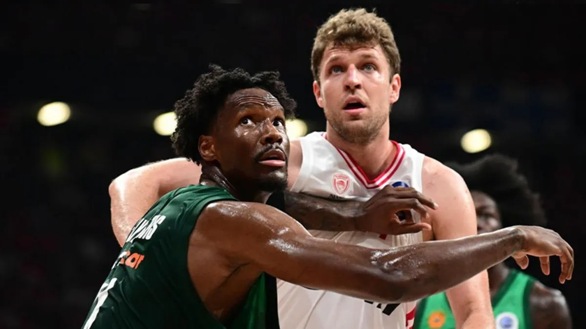 Olimpiakos, Panathinaikos serisinde 2-1 öne geçti