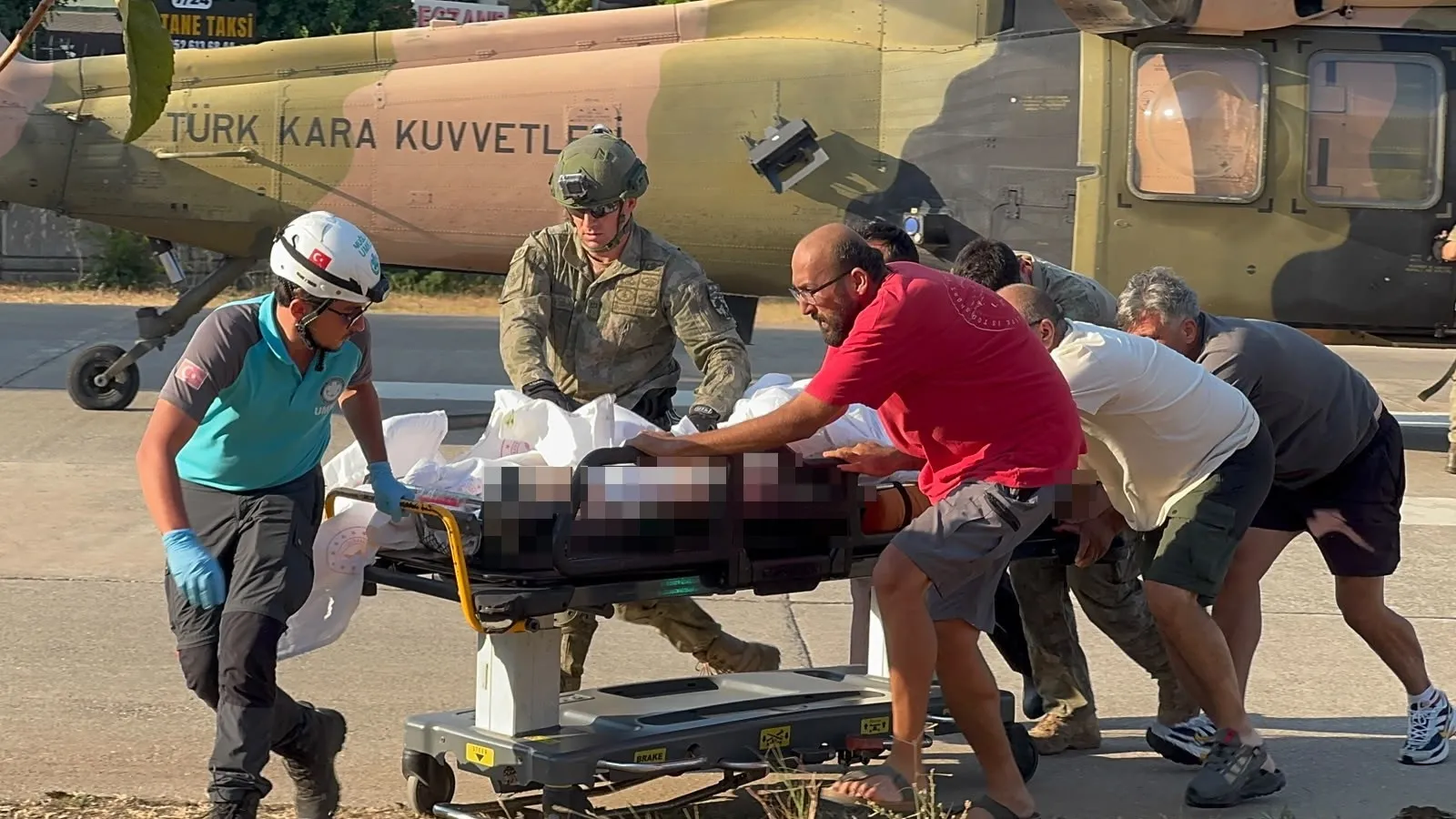 Ölüdeniz'de Tandem Paraşüt Kazası: 2 Kişi Hayatını Kaybetti