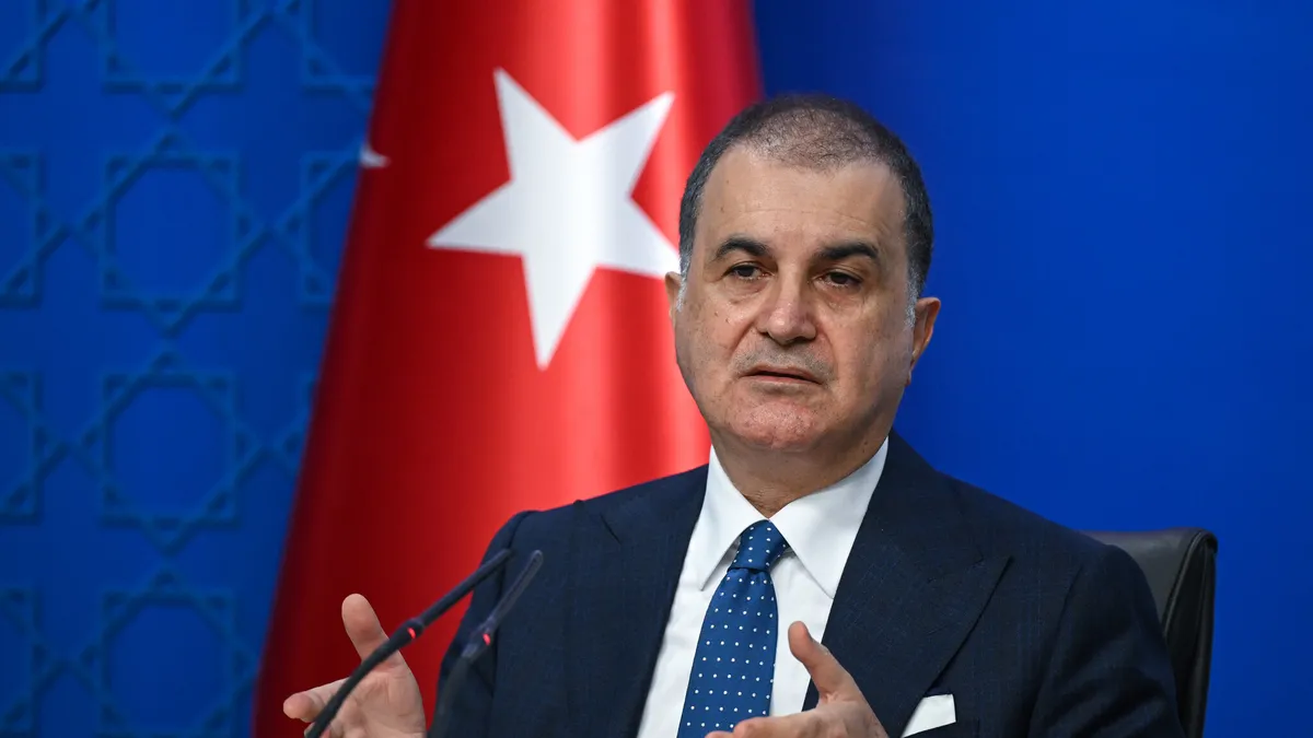 Ömer Çelik'ten 12 Eylül Darbesi Mesajı: Millet ve Devlet Düşmanı Saldırı