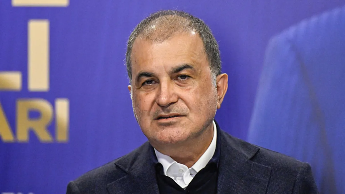 Ömer Çelik'ten Azerbaycan'a Bağımsızlık Mesajı