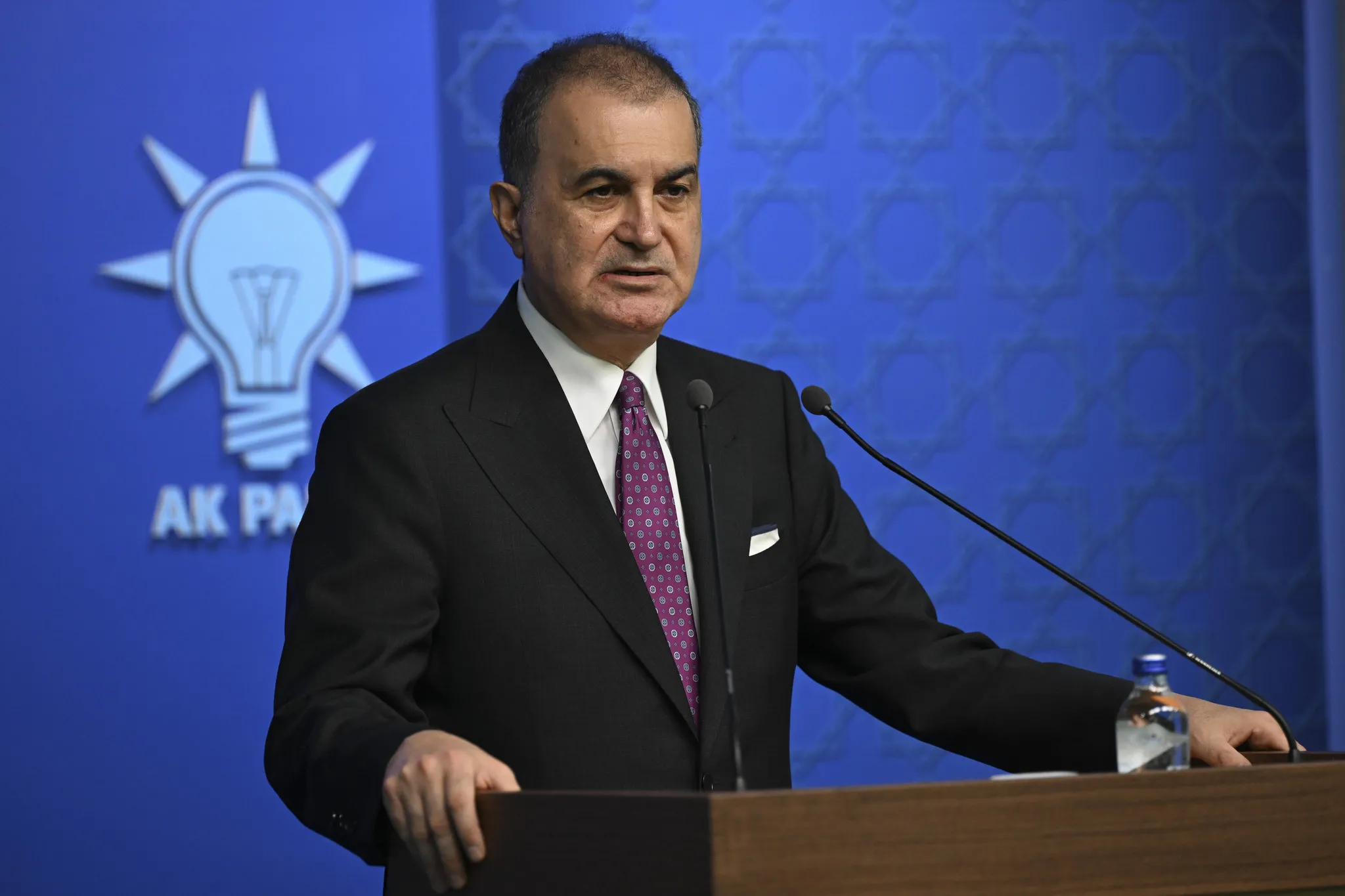 Ömer Çelik'ten Libya Anlaşmasına Sert Yanıt: Mavi Vatan'daki Haklarımızı Savunacağız