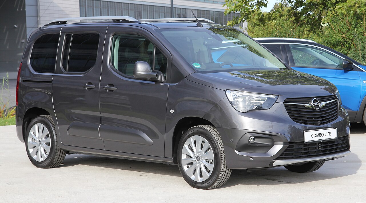 Opel Combo Artık Bursa'da Üretilecek: Tofaş Fabrikası Yerli Üretimde Yeni Dönem