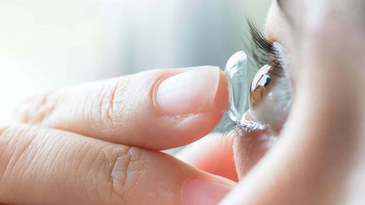Optikler artık internetten reçeteli kontakt lens satabilecek