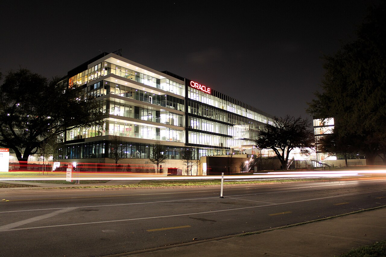 Oracle 21 bin kişiyi işten çıkardı