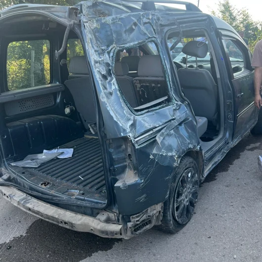 Ordu'da Hafif Ticari Araç Takla Attı: 5 Yaralı
