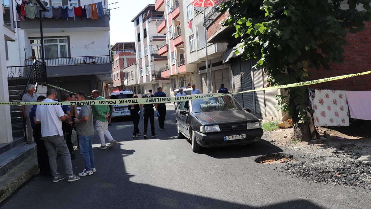 Ordu Ünye'de Park Halindeki Araçta 65 Yaşındaki Nedim Ulucan Ölü Bulundu