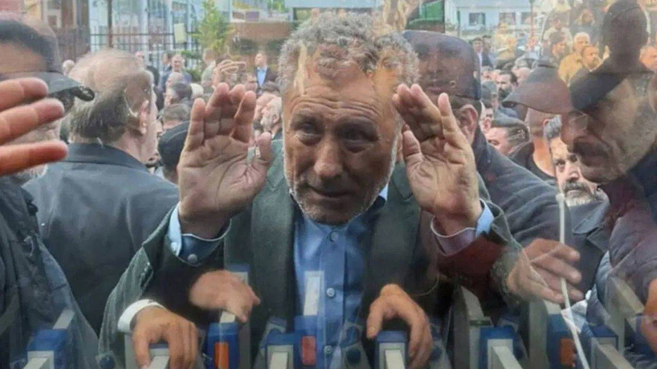 Orhan Sarıbal Halkevleri'nden İhraç Edildi