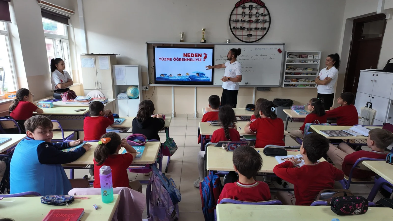 Ortahisar Belediyesi'nden Öğrencilere Boğulma Eğitimi