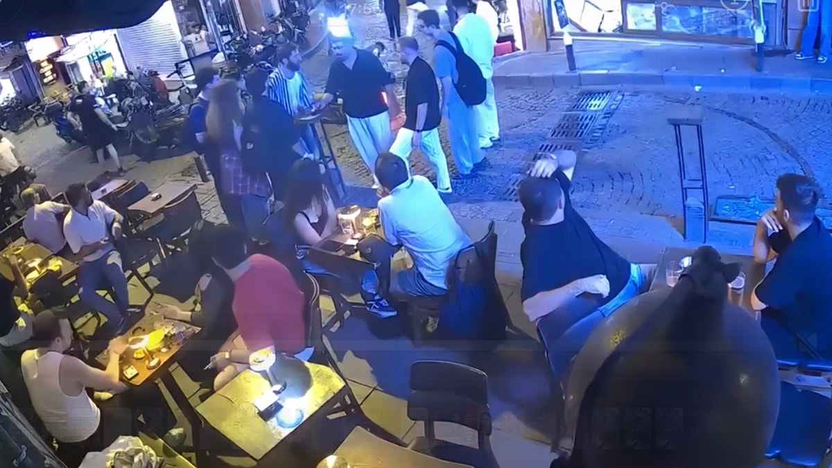 Ortaköy'de Havaya Ateş Açan Şüpheli Polis Tarafından Yakalandı