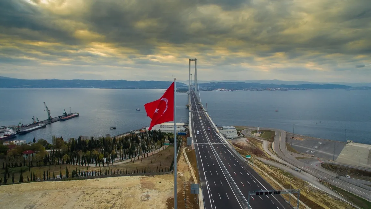 Osmangazi Köprüsü 10 yılda 211 milyar TL tasarruf sağladı