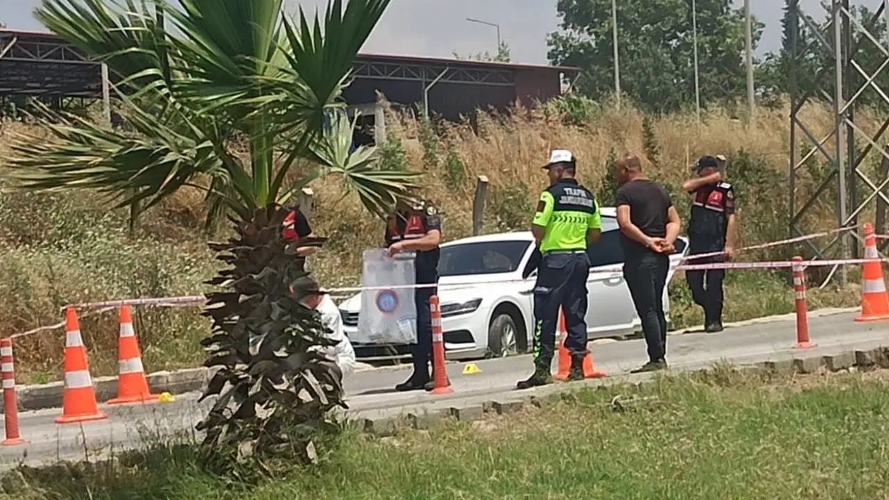 Osmaniye'de cezaevi önünde silahlı saldırı: 2 yaralı, 3 gözaltı