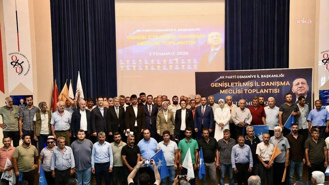 Osmaniye'de Gelecek Partisi'nden 300 kişi AKP'ye katıldı