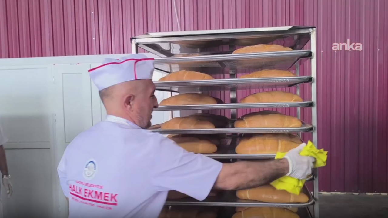 Osmaniye'de Halk Ekmek 10 Liradan Satışa Sunuldu