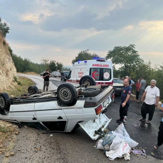 Osmaniye Kadirli'de otomobil devrildi: 2 yaralı