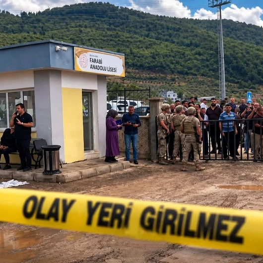 Osmaniye'de okul bahçesinde öğretmen silahlı saldırıda hayatını kaybetti, okul tatil edildi