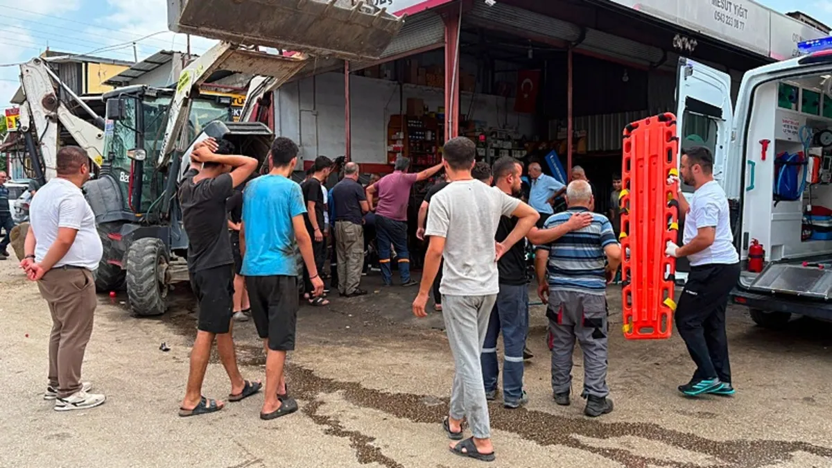 Osmaniye'de stajyer traktör hidroliğine sıkışarak hayatını kaybetti