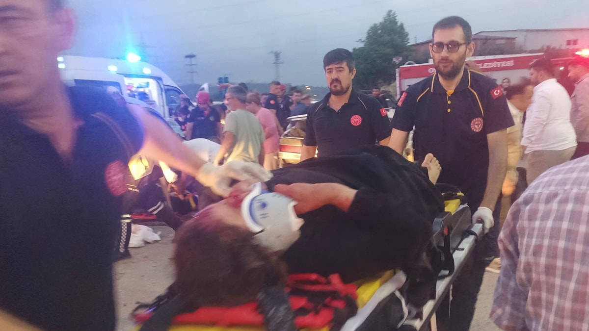 Osmaniye'de Zincirleme Trafik Kazası: 1 Ölü, 6 Yaralı