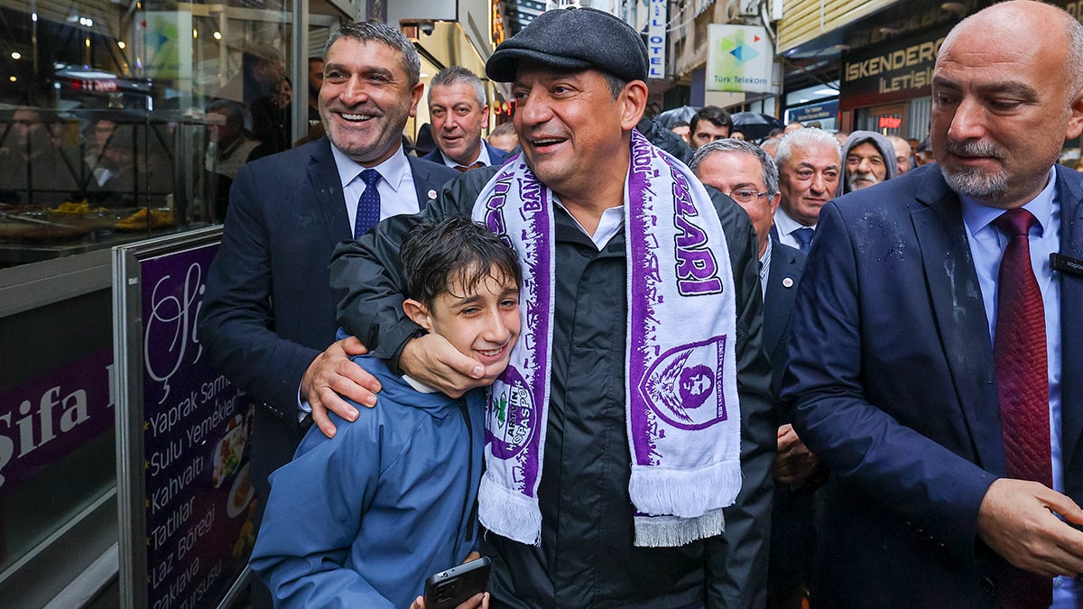 Özel'den Erdoğan'a 'Vurgun Listesi' Çıkışı: Bakanlar da İşin İçinde