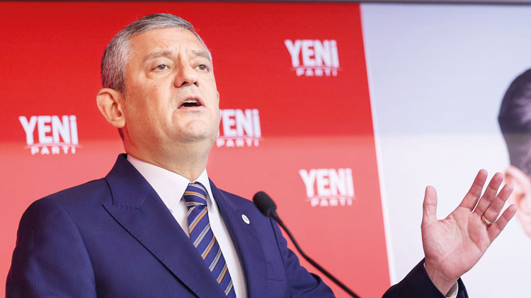 Özel'den Fon Çıkışı Açıklaması: Görev Şimşek'e Aittir