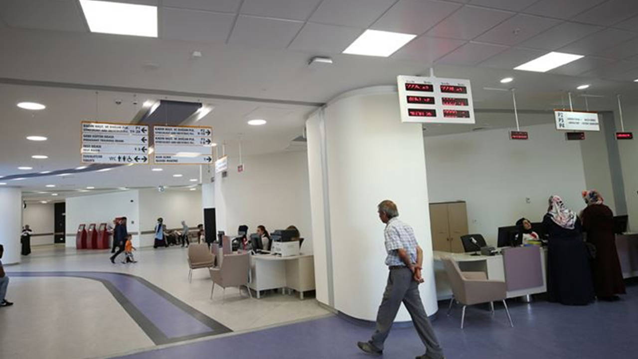 Özel Hastanelerde Yeni Dönem: Denetim Muafiyetleri ve Röntgen Şartı