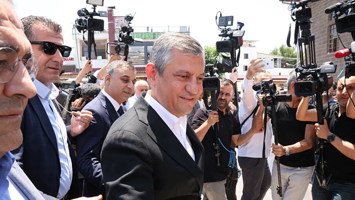 Özel ve İmamoğlu'ndan parti formülü: Yürüyüş ve Anadolu Birliği aynı anda