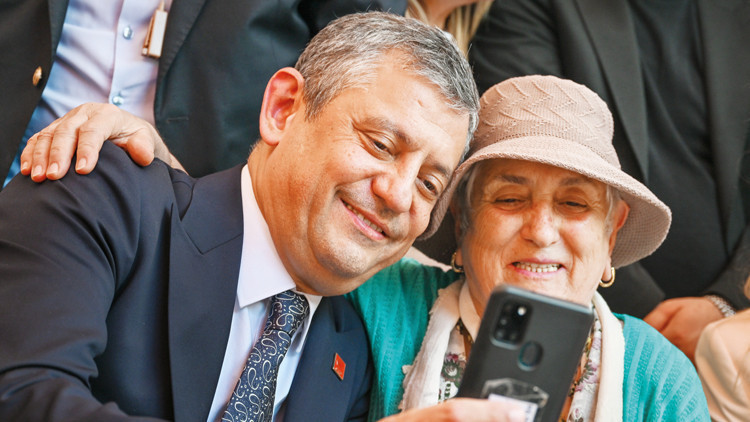 Özel'den yeni parti sinyali: Z planı hazır