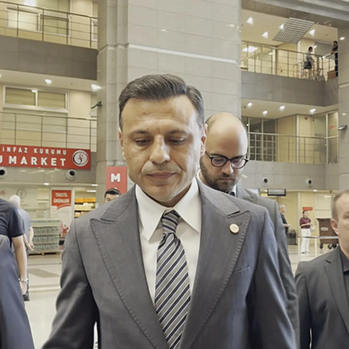Özgür Çelik Adliyede İfade Verdi: Üsküdar Seçimi Tehdit İddiaları Savcılıkta