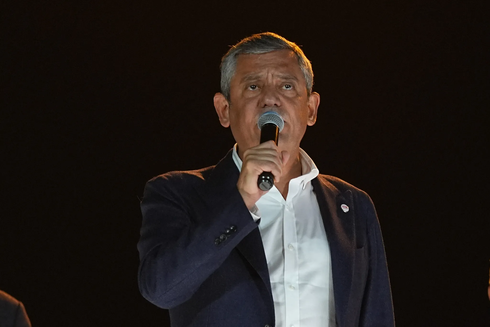 Özgür Özel'in A Haber Tehdidi: Basın Özgürlüğü Kisvesi Altında Medya Baskısı