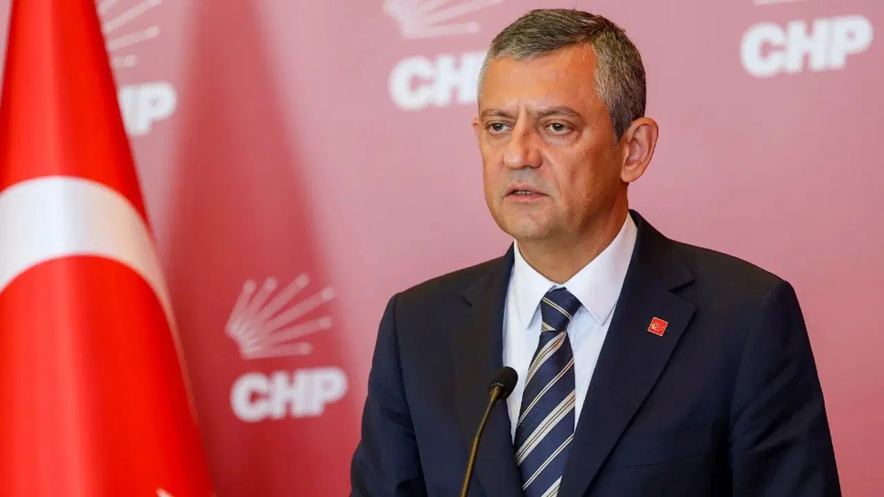 Özgür Özel, Gezi’de yaşamını yitiren Ali İsmail Korkmaz’ı andı: Düşlerini tamamlayacağız