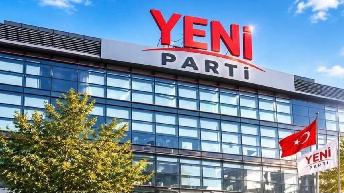 Özgür Özel: CHP'de Köhnemiş Siyaseti Yıktık, Yol Haritamızı Belirledik