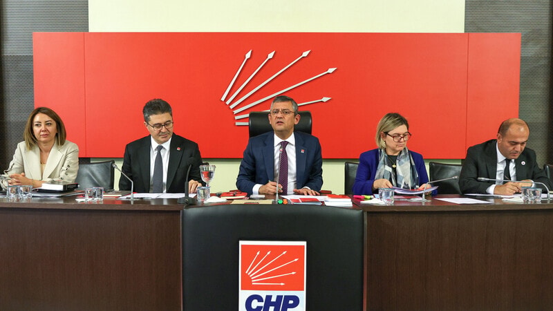 Özgür Özel CHP MYK toplantısına başkanlık edecek