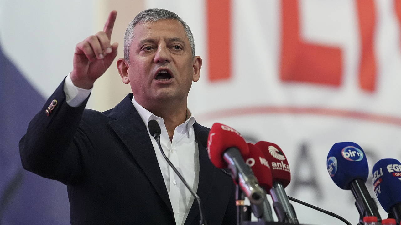 Özgür Özel'den Erdoğan'a Fatma Betül Sayan Kaya sorusu: 'Hesaplarına el koyacak mısın
