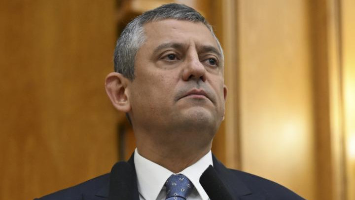 Özgür Özel'e Erdoğan Sözleri Nedeniyle 800 Bin TL Tazminat