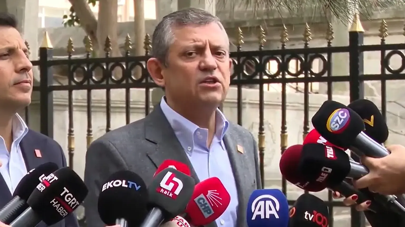 Özgür Özel'den Fon Skandalı Videosu: 'Asrın Soygunu