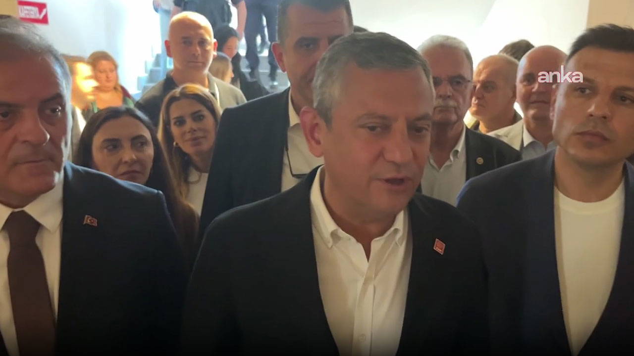 Özgür Özel: Mahkeme taklidi bile yapmayan düzmece kurgu