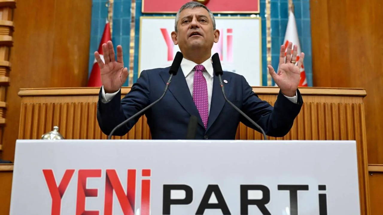 Özgür Özel İtalyan Basınına Konuştu: 'Yeni Parti Bu İtirazdan Doğdu