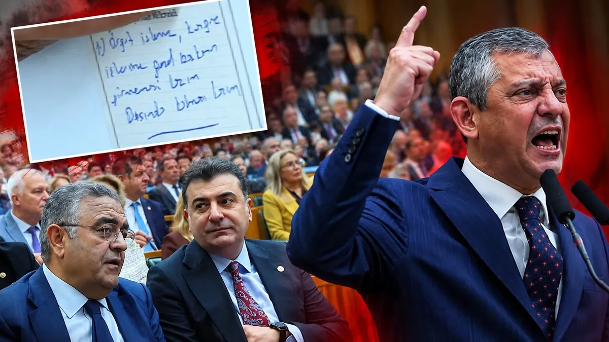 Özgür Özel Kürsüdeyken Notla Çekiştirdiler: Sezgin Tanrıkulu Yazdı, Zeynel Emre'ye Uzattı