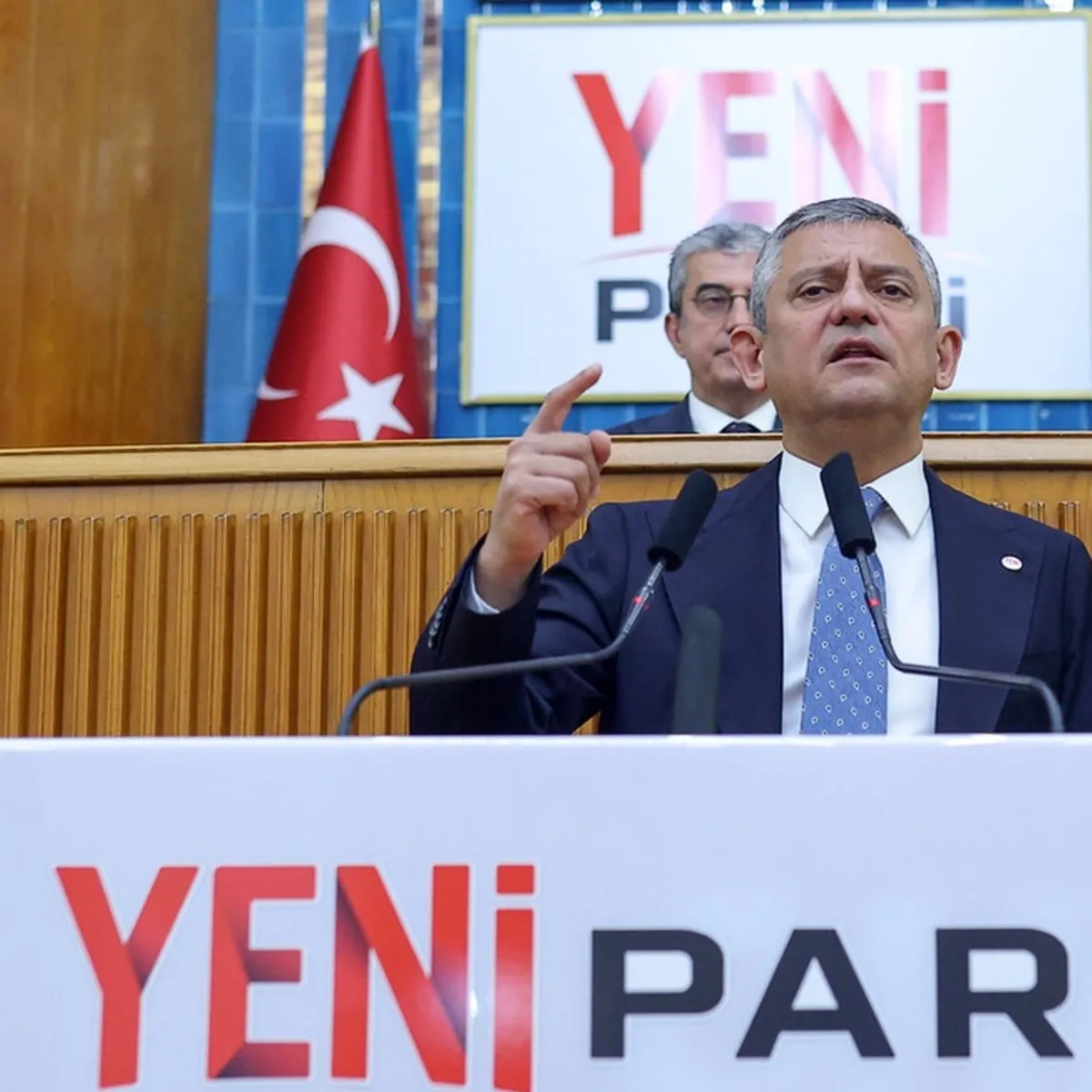 Özgür Özel'den Mekke Savunma İttifakı'na sert eleştiri