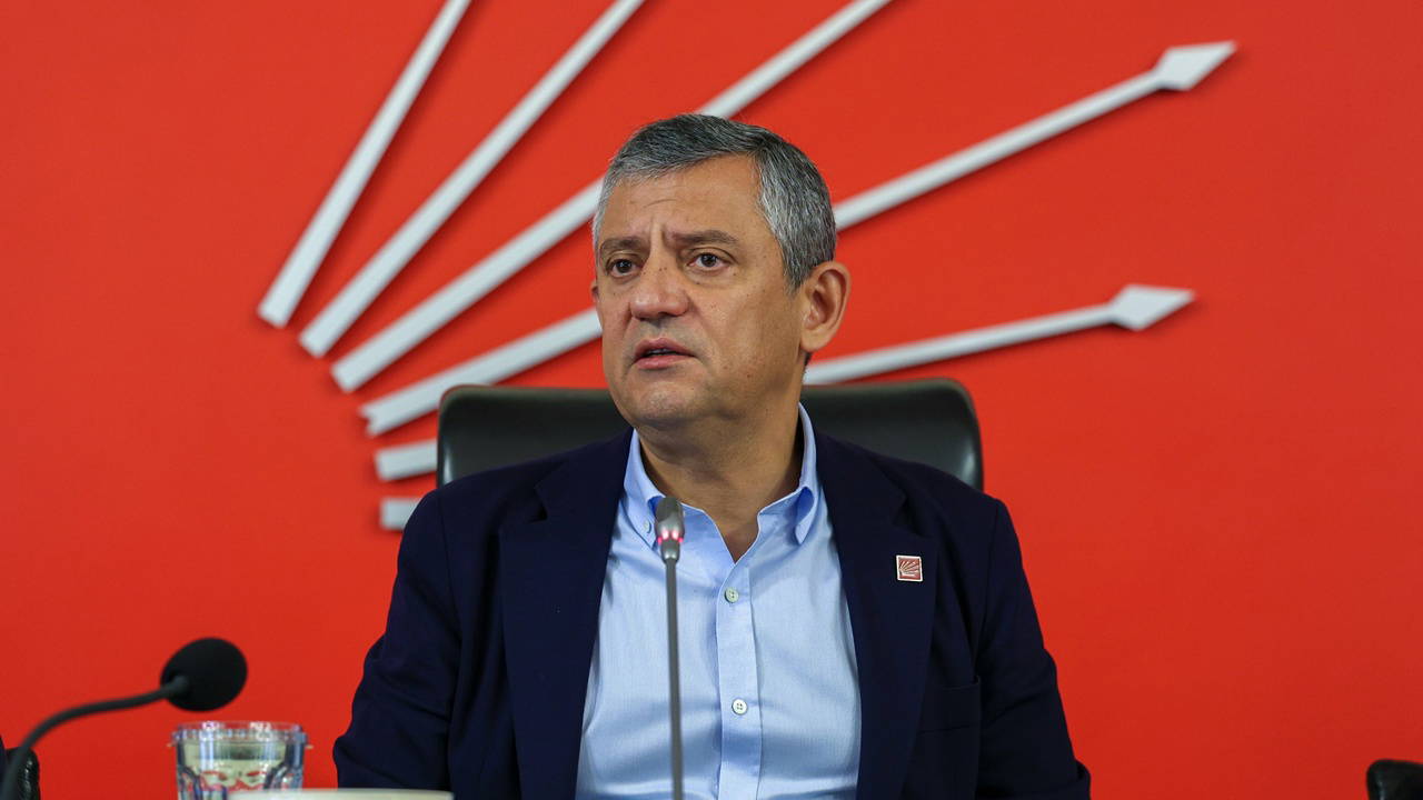 Özgür Özel'den Silivri'de 19 tutukluya ziyaret