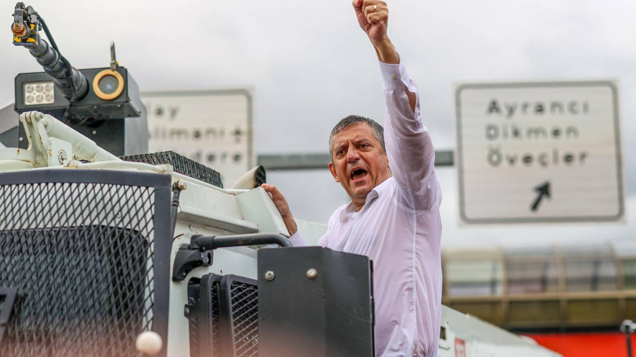 Özgür Özel'den Lüleburgaz Miting Çağrısı