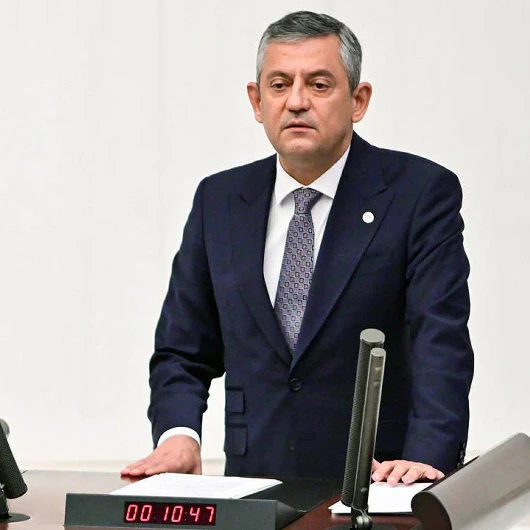 Özgür Özel'den Parti İçindeki Görüş Ayrılıklarına Çözüm Adımı