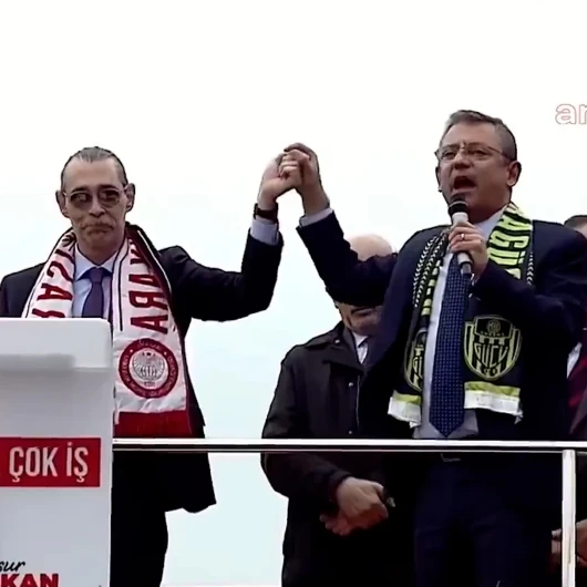 Özgür Özel'in Övdüğü Beşikçioğlu'na Rüşvet Gözaltısı