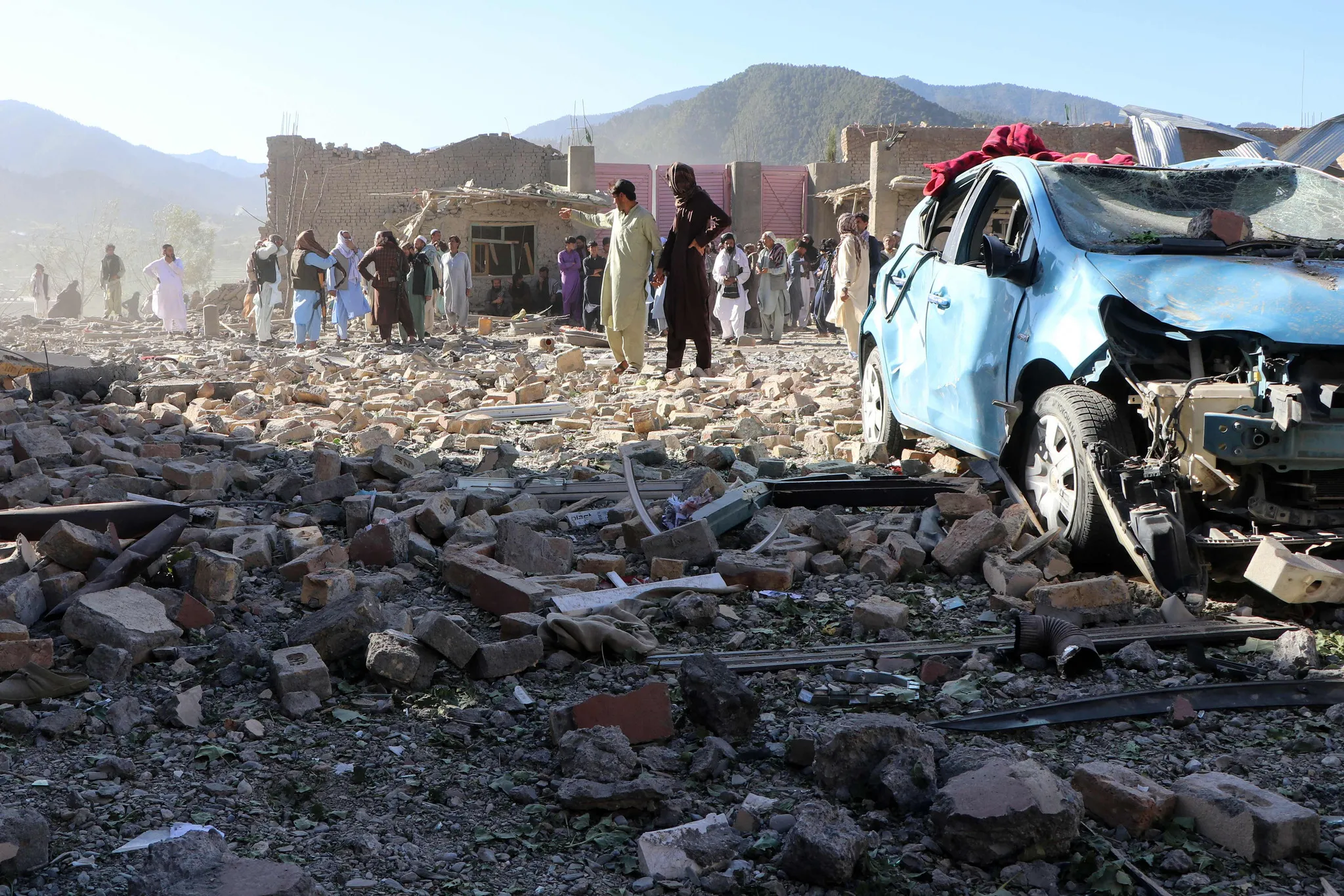 Pakistan'ın Afganistan'a Hava Saldırısında 36 Sivil Öldü