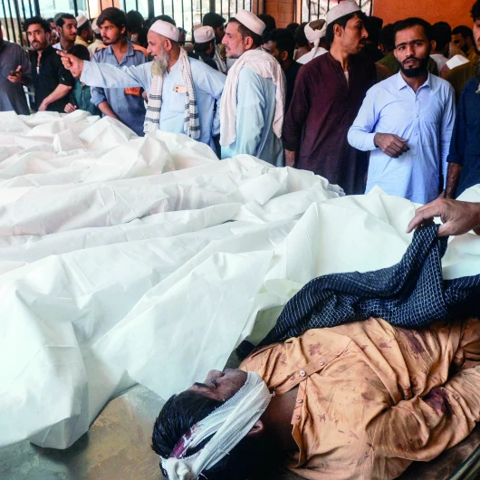 Pakistan'da Okul Çatısı Çöktü: 33 Ölü