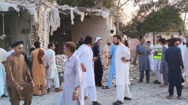 Pakistan'da Saldırılar: En Az 16 Ölü, 50 Yaralı
